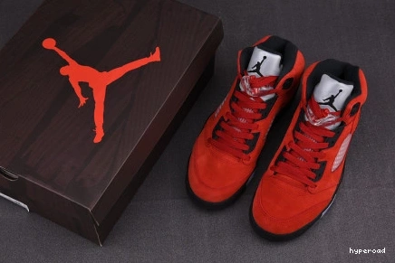 Hyperoad (2021) RETRO AIR 5 RED BULLS RAGING JORDAN 0720